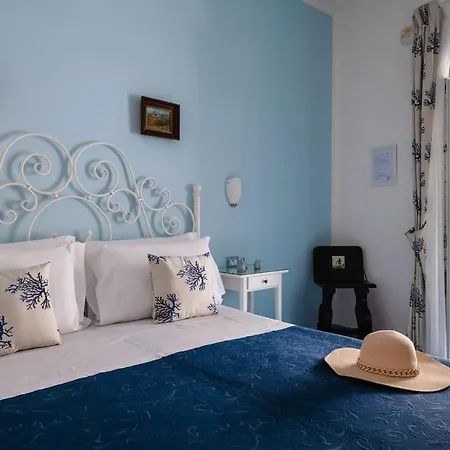 Oda ve Kahvaltı Le Isole Forio di Ischia