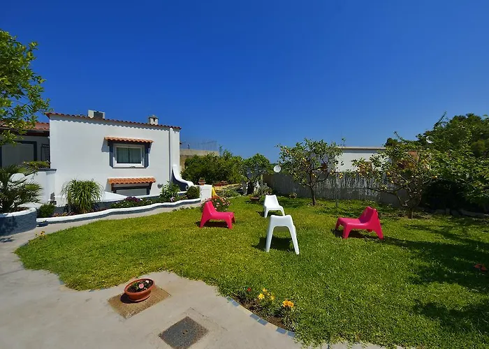 Oda ve Kahvaltı Le Isole 3*
