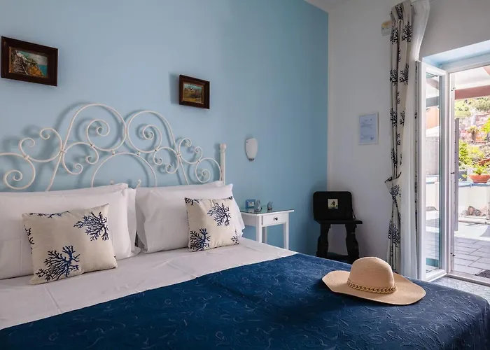 Oda ve Kahvaltı Le Isole Forio di Ischia
